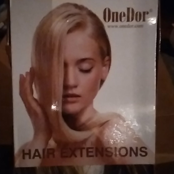 Hair Extensions - Picture 5 of 6